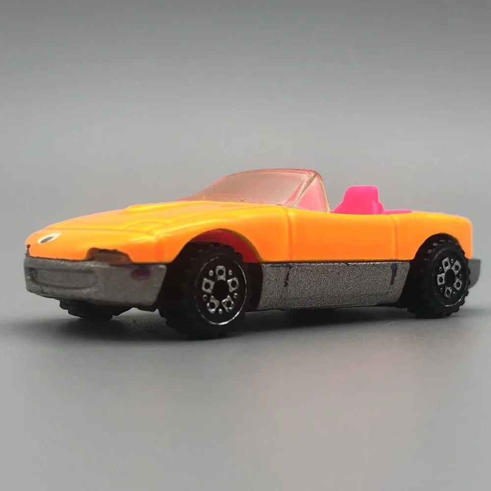 Hot Wheels Mazda Miata Sports Car Orange Pink G-Force Raceset Diecast 1/64 Scale